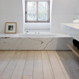 bagno con vasca in marmo arredare bagno con marmo